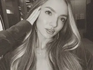 Sendungen livejasmin LexiBerg